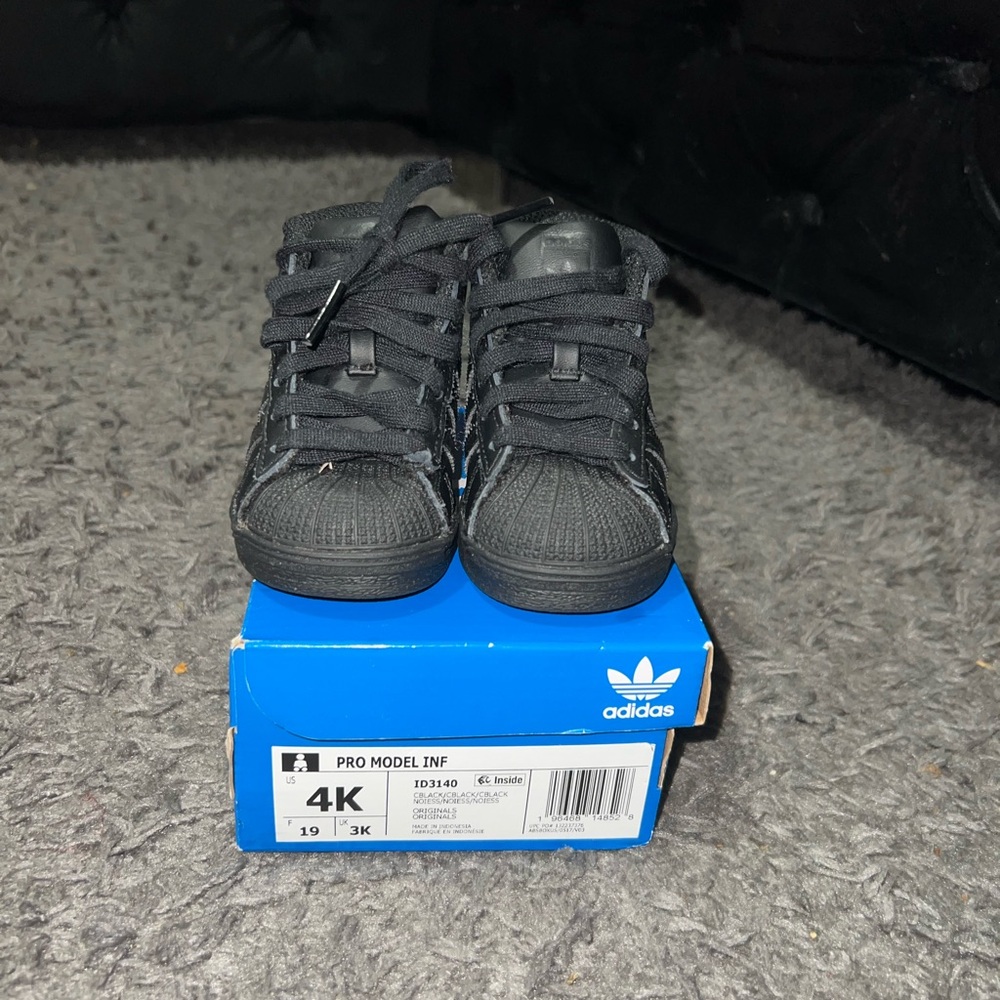 Adidas Pro Model